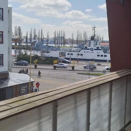 Gunnstige Wohnung Am Hafen In Swineminde Heringsdorf  Exterior photo